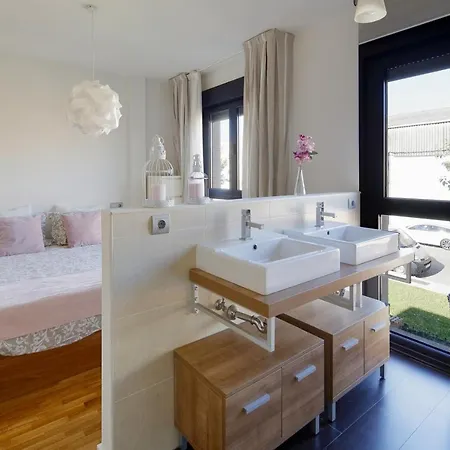 Apartment Esperanza - Adosado En - Wifi Y 2 Plazas De Garaje - Vv-2631-as Gijon